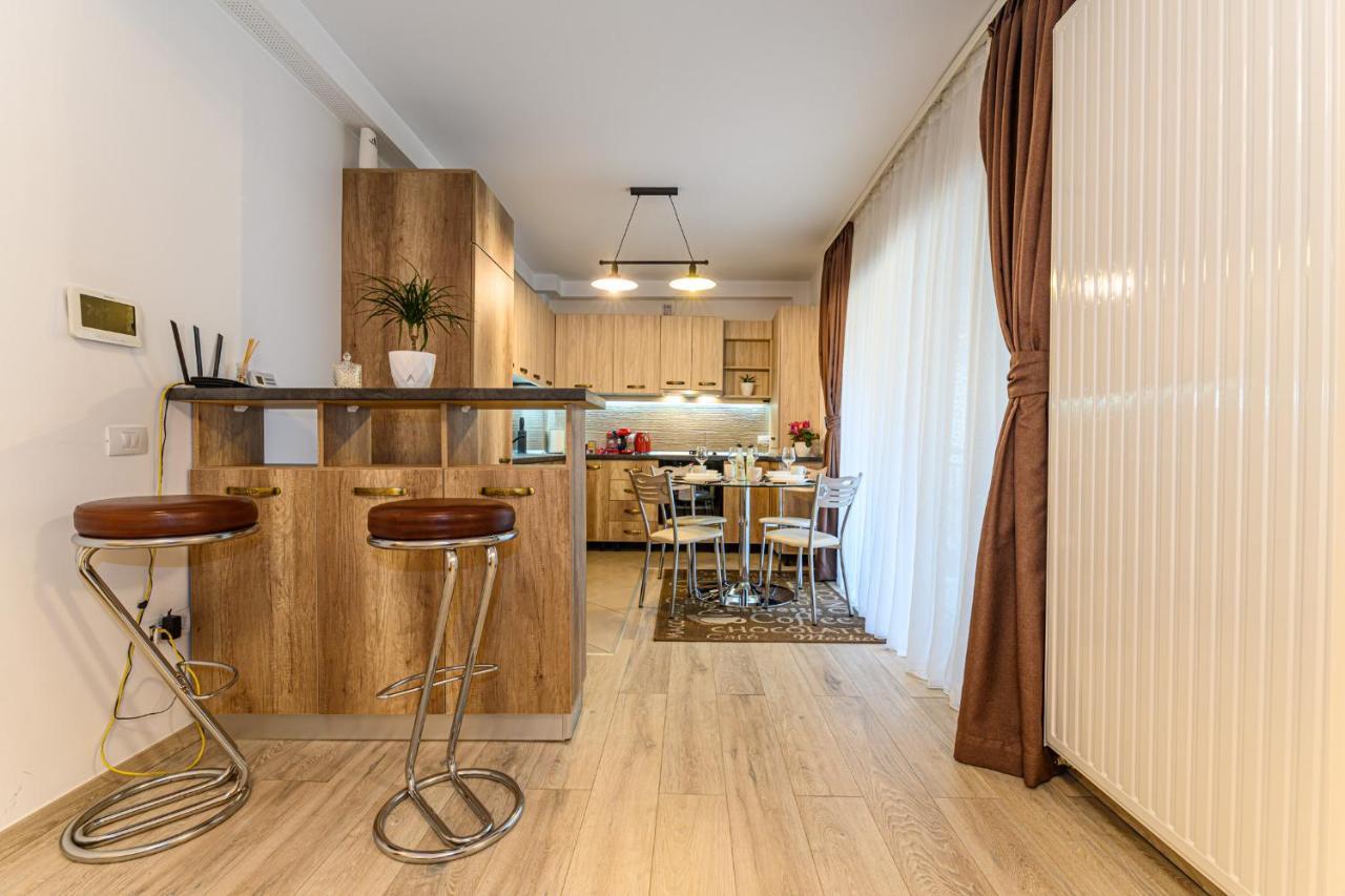 בראשוב Jad - Luxury Apartments Afi Mall מראה חיצוני תמונה
