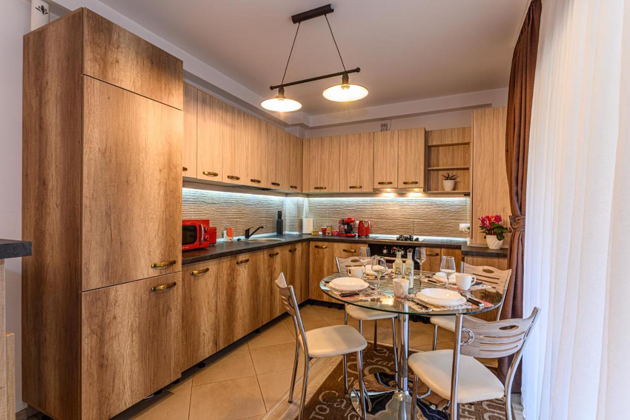 בראשוב Jad - Luxury Apartments Afi Mall מראה חיצוני תמונה