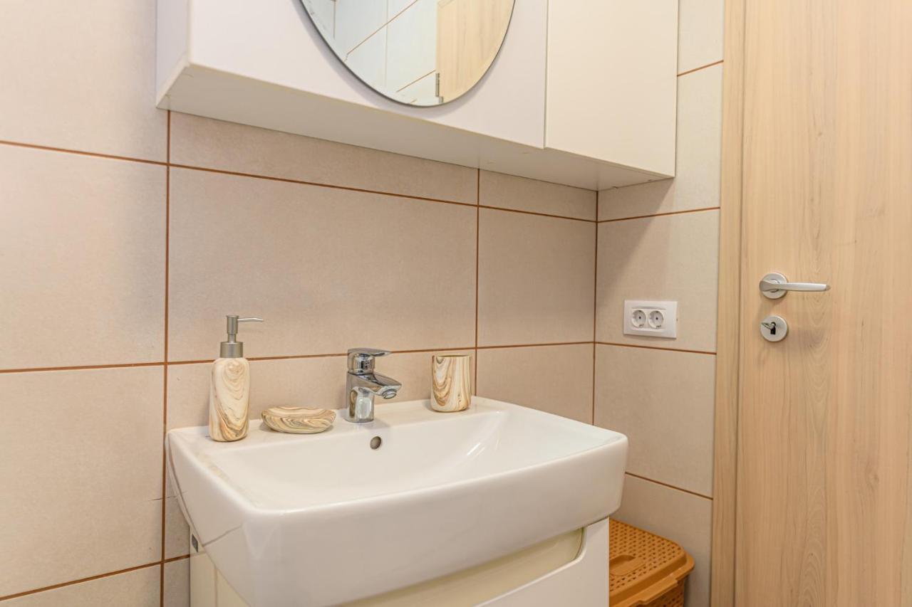 בראשוב Jad - Luxury Apartments Afi Mall מראה חיצוני תמונה