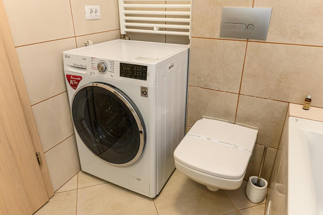 בראשוב Jad - Luxury Apartments Afi Mall מראה חיצוני תמונה
