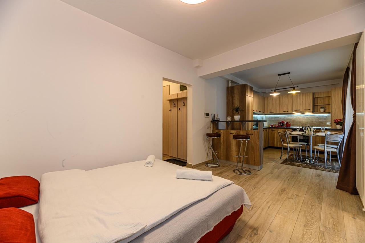 בראשוב Jad - Luxury Apartments Afi Mall מראה חיצוני תמונה