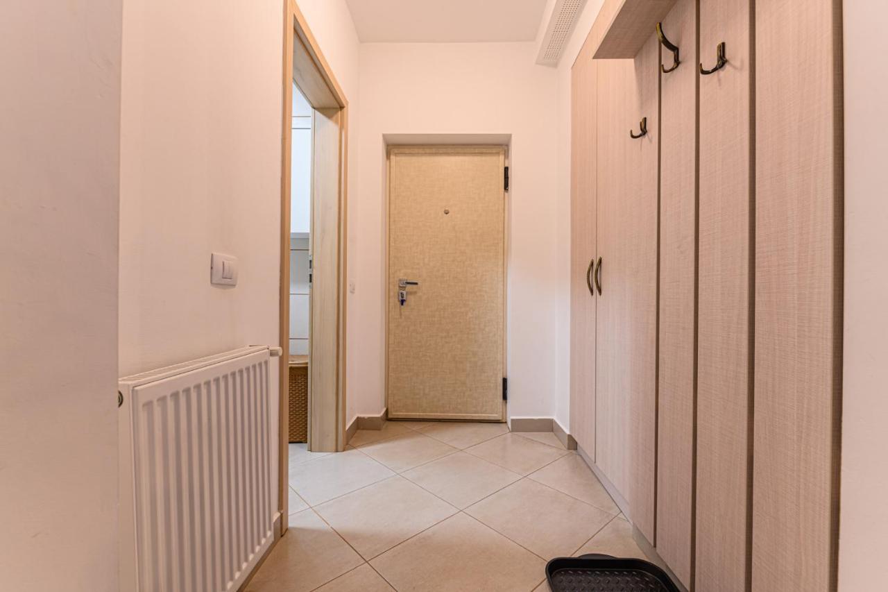 בראשוב Jad - Luxury Apartments Afi Mall מראה חיצוני תמונה
